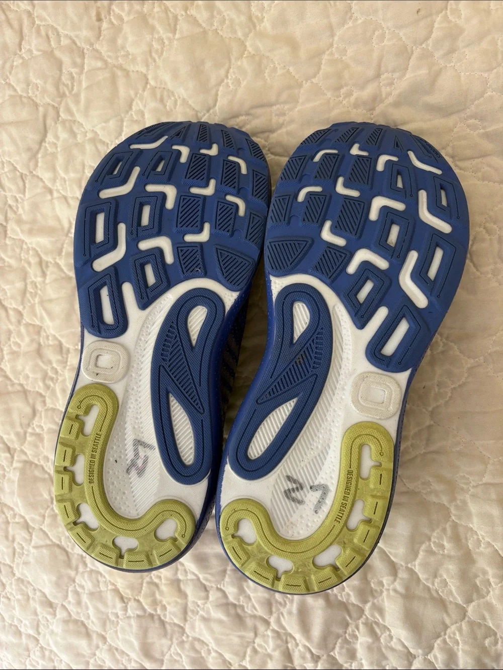 Brooks Women's Adrenaline 24 GTS Running Shoes - awesome blue/ purple color